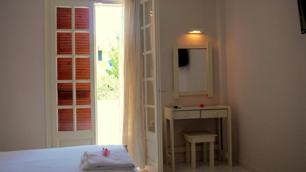 Villa Helena Kávos Zimmer foto